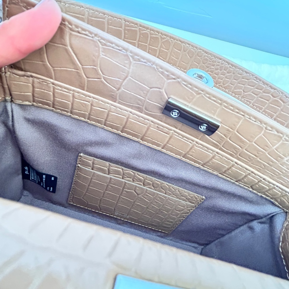 gu_de Mikly purse - Picture 5 of 7
